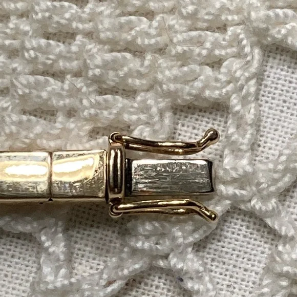 14K Beautiful and unique solid link diamond bracelet - Picture 11 of 13